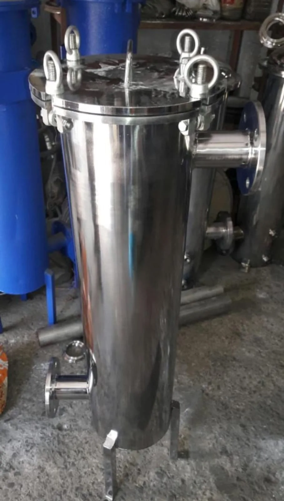 SS make filler housing with flanged connections and bolted lid